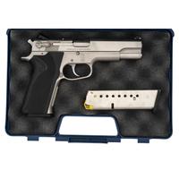 * Smith & Wesson Model 1006