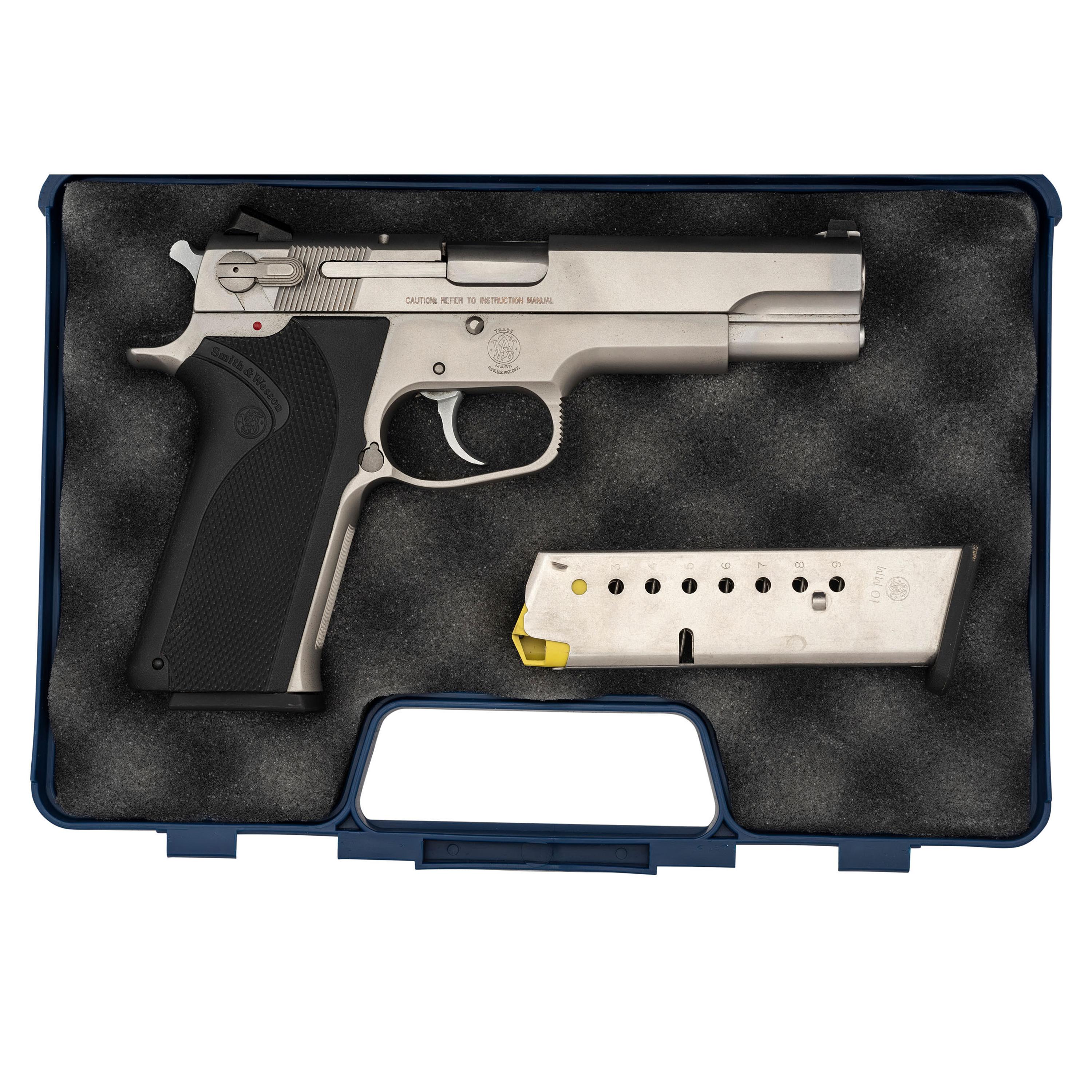 * Smith & Wesson Model 1006