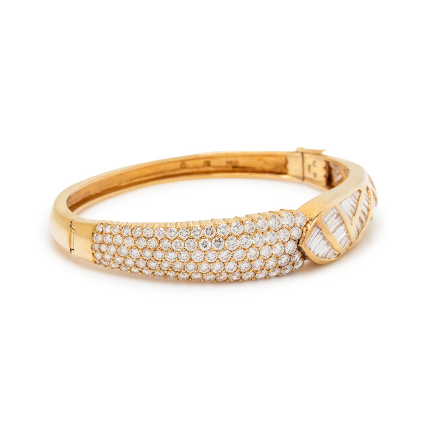 DIAMOND BANGLE BRACELET