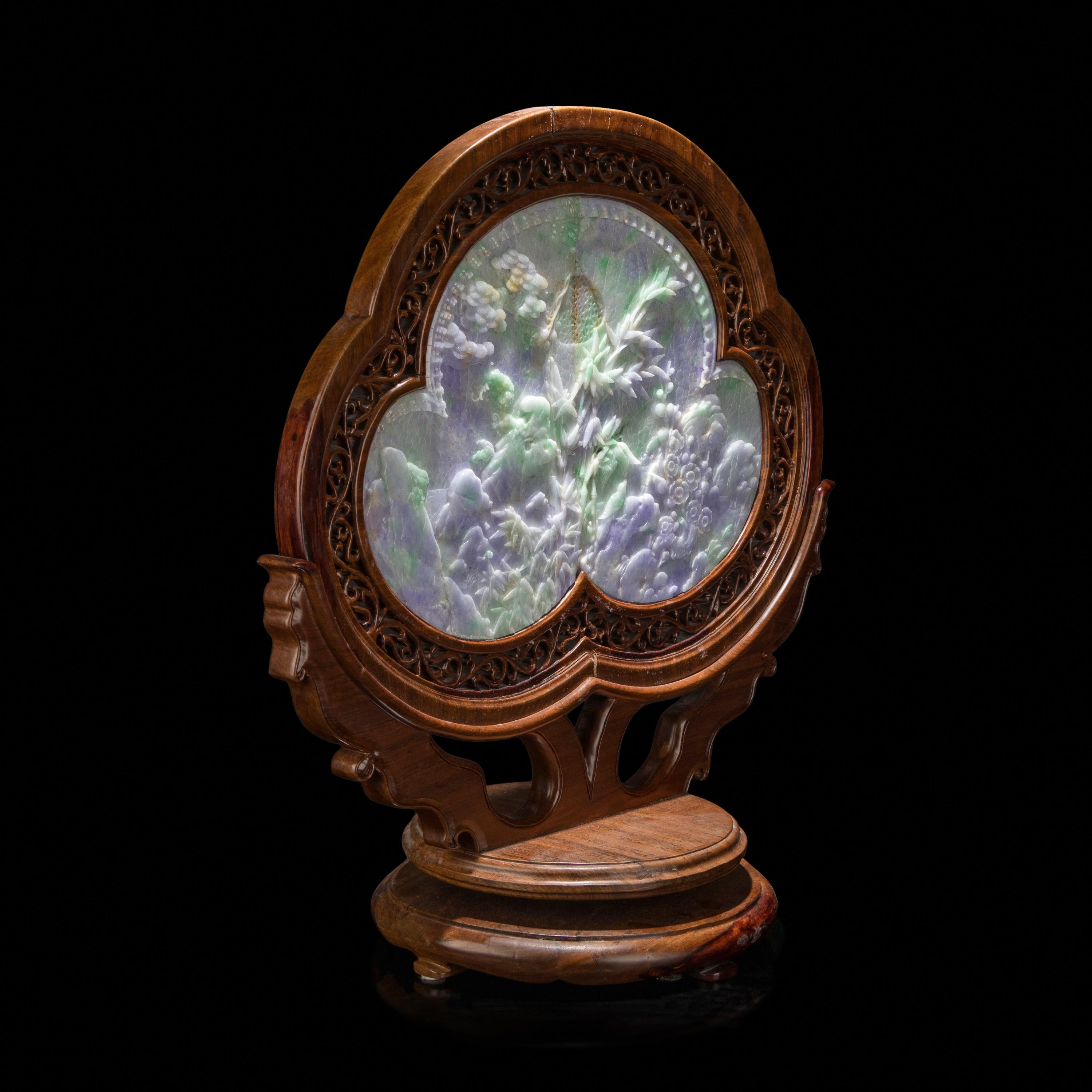 A Large Chinese Incised and Gilt Lavender and Green Jadeite Hardwood Table Screen, 20th Century 近代 翡翠春帶彩旋轉式雙面大桌屏