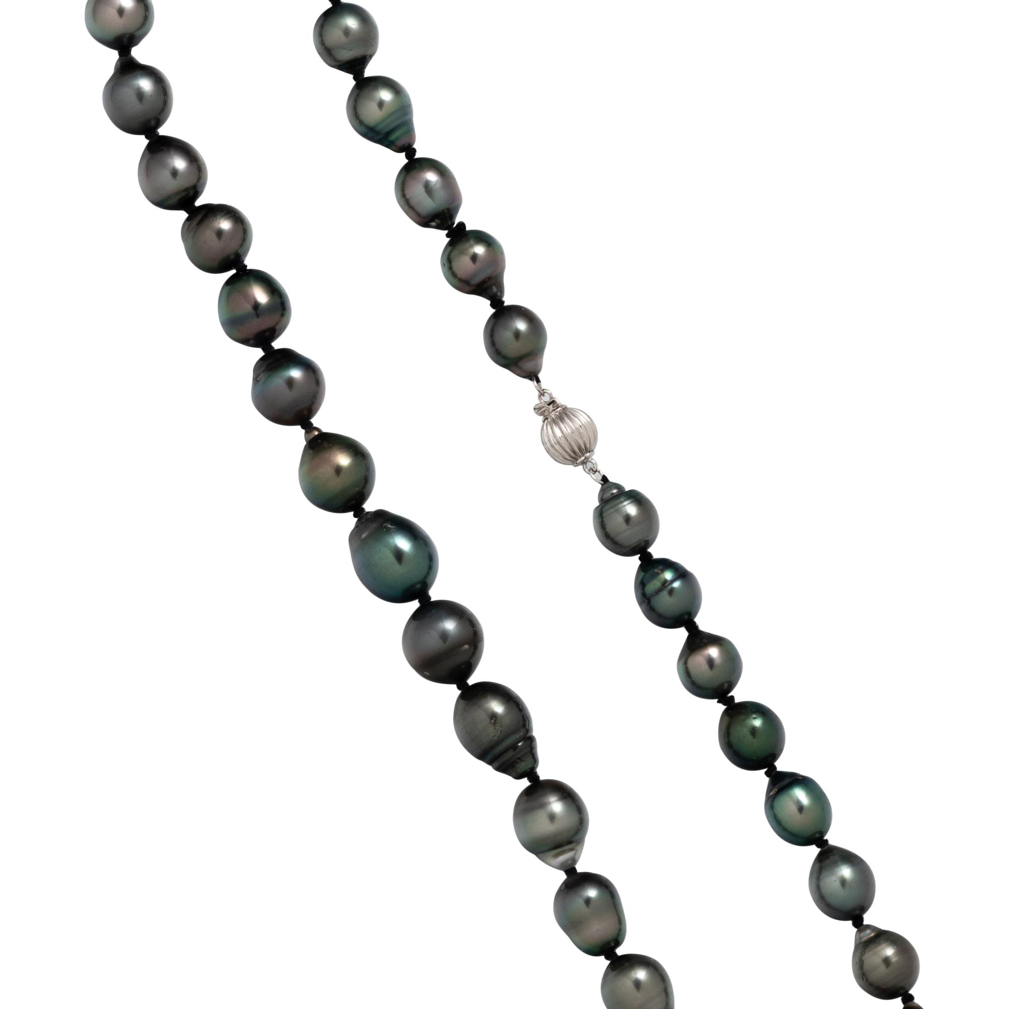 CULTURED TAHITIAN PEARL NECKLACE