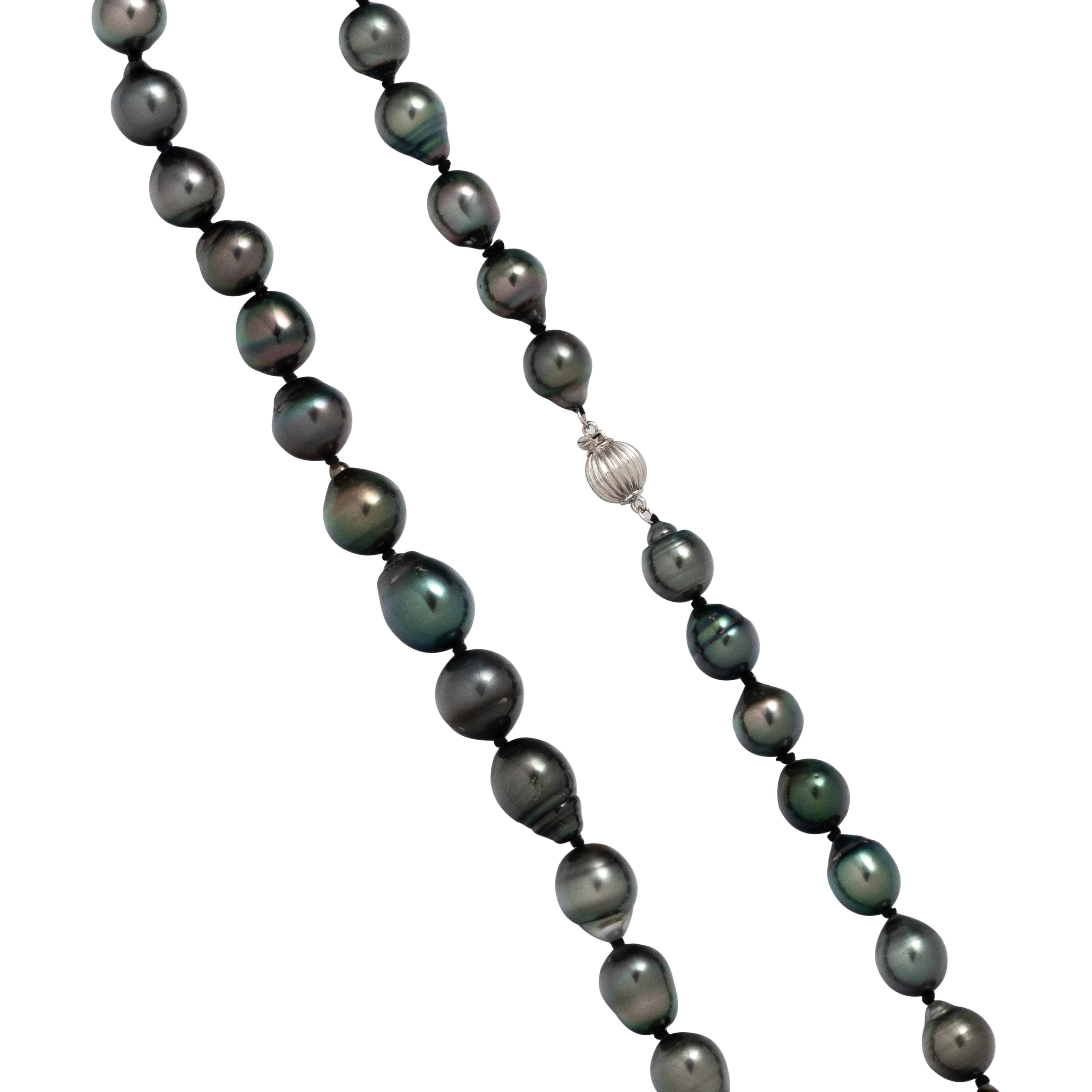 CULTURED TAHITIAN PEARL NECKLACE