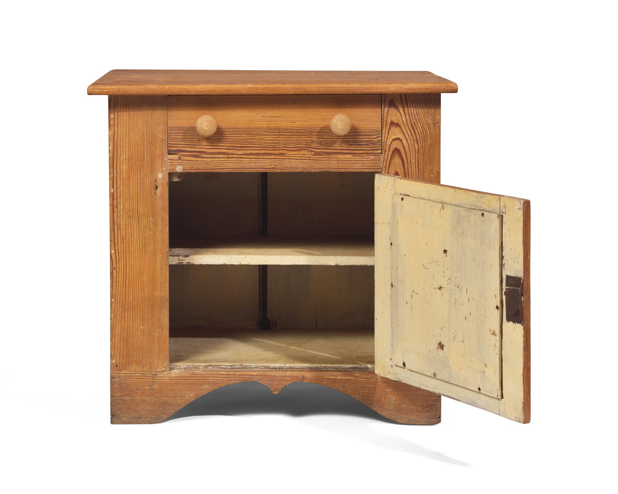 A Yellow Pine Washstand