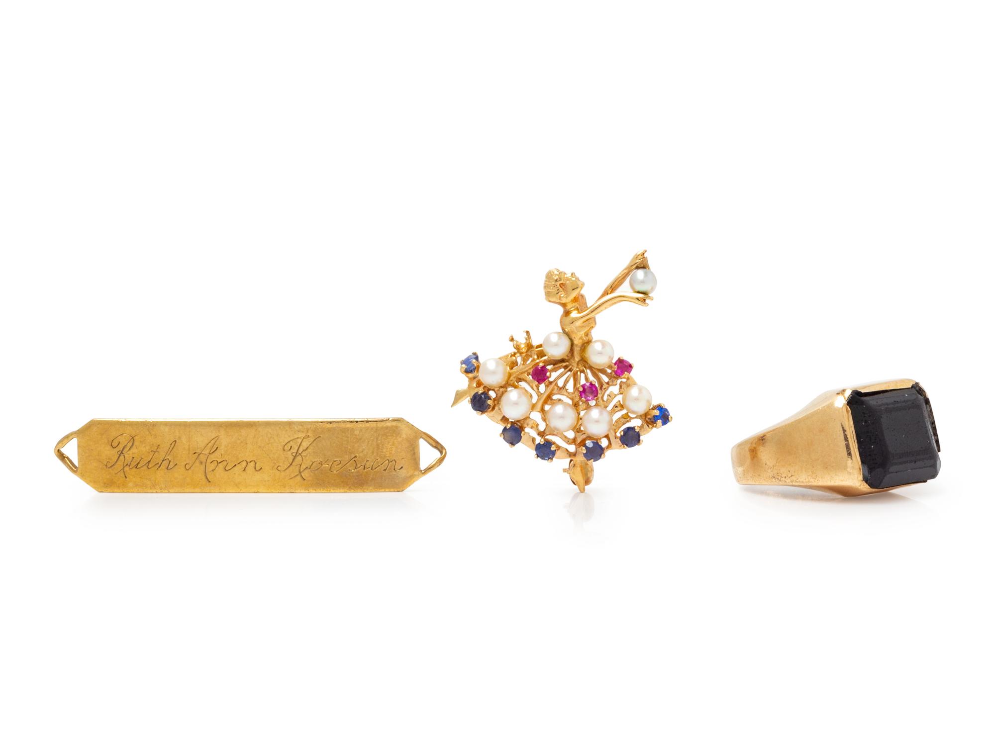 A Collection of Yellow Gold Jewelry,