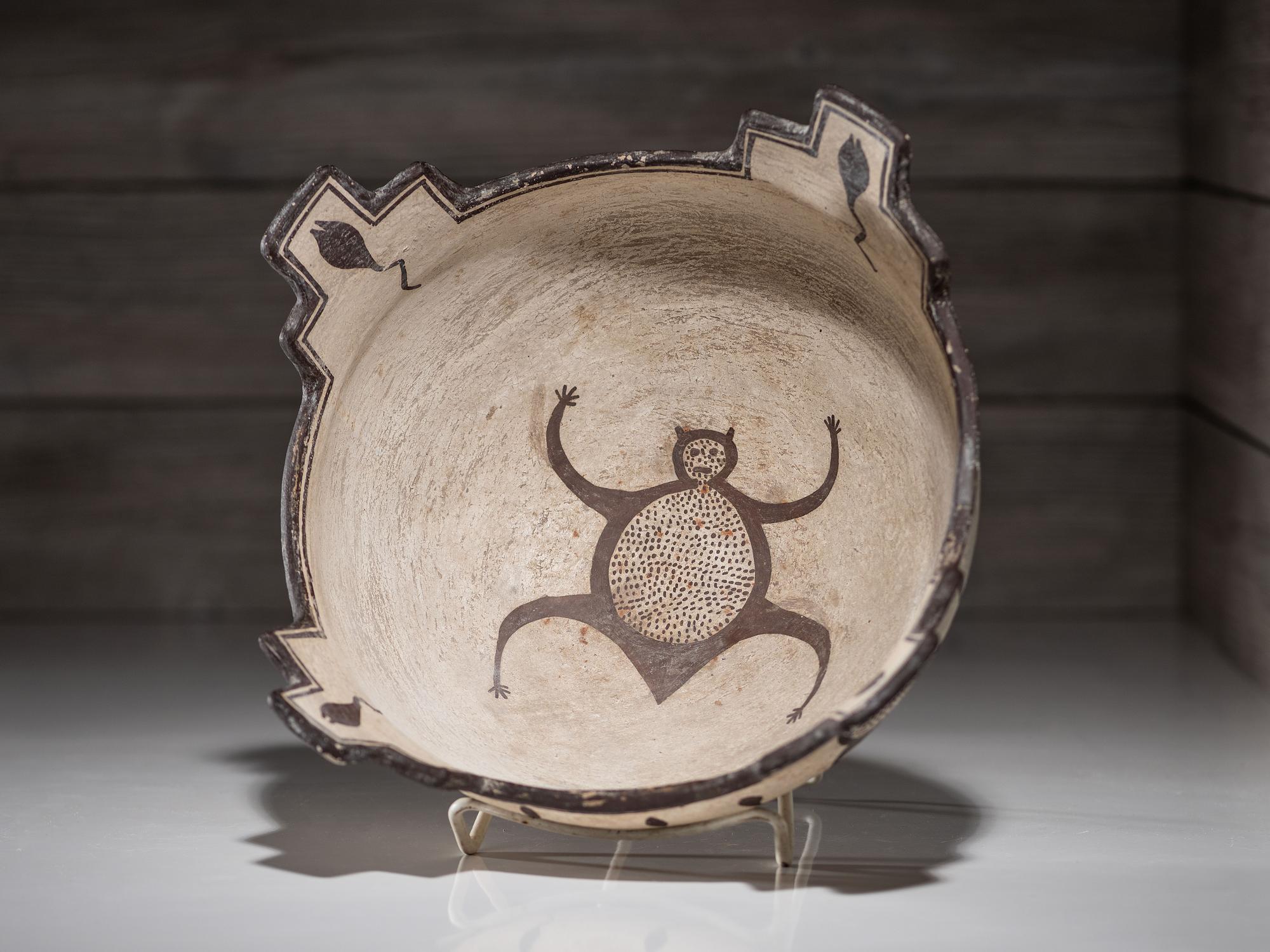 Zuni Pottery Bowl