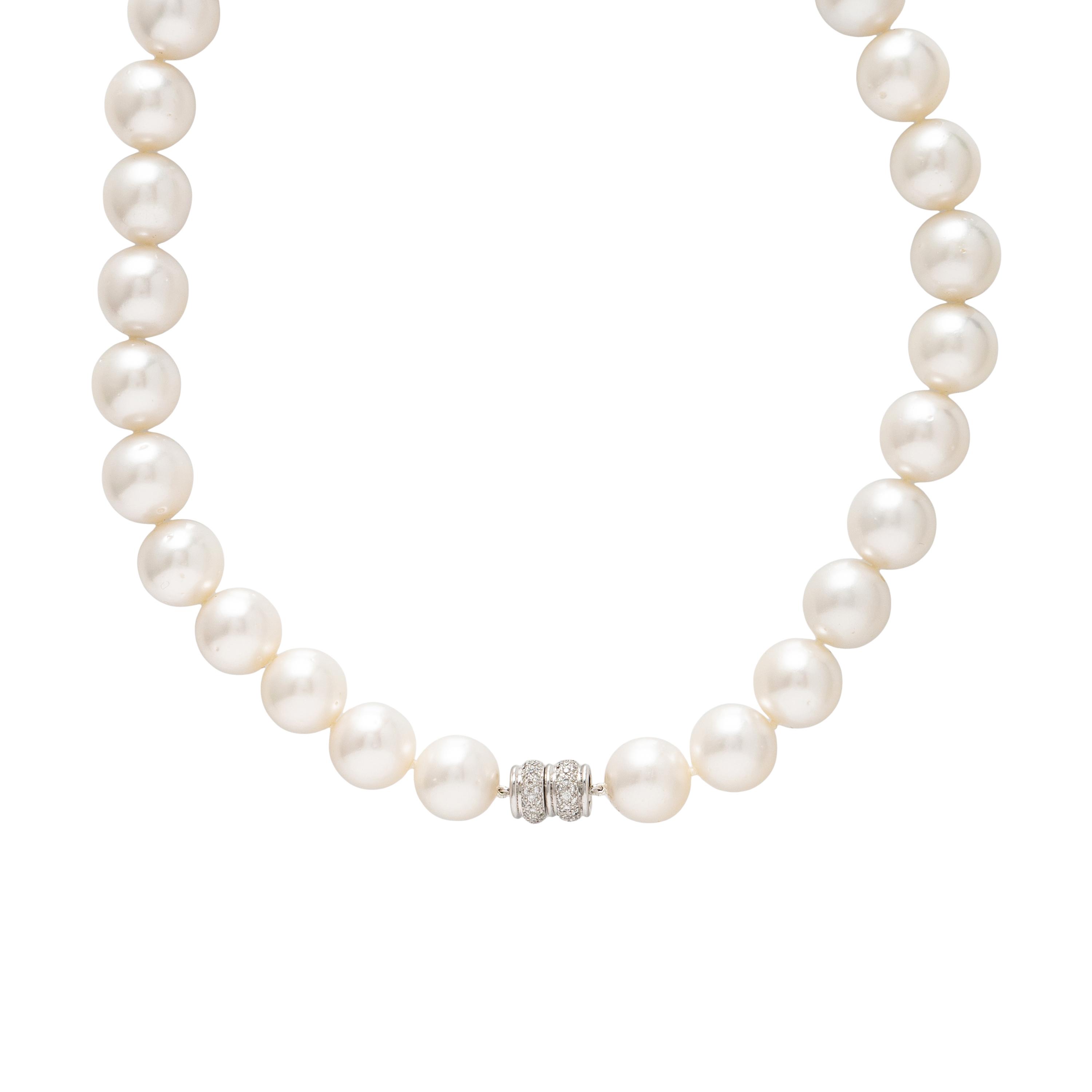 CULTURED PEARL AND DIAMOND NECKLACE