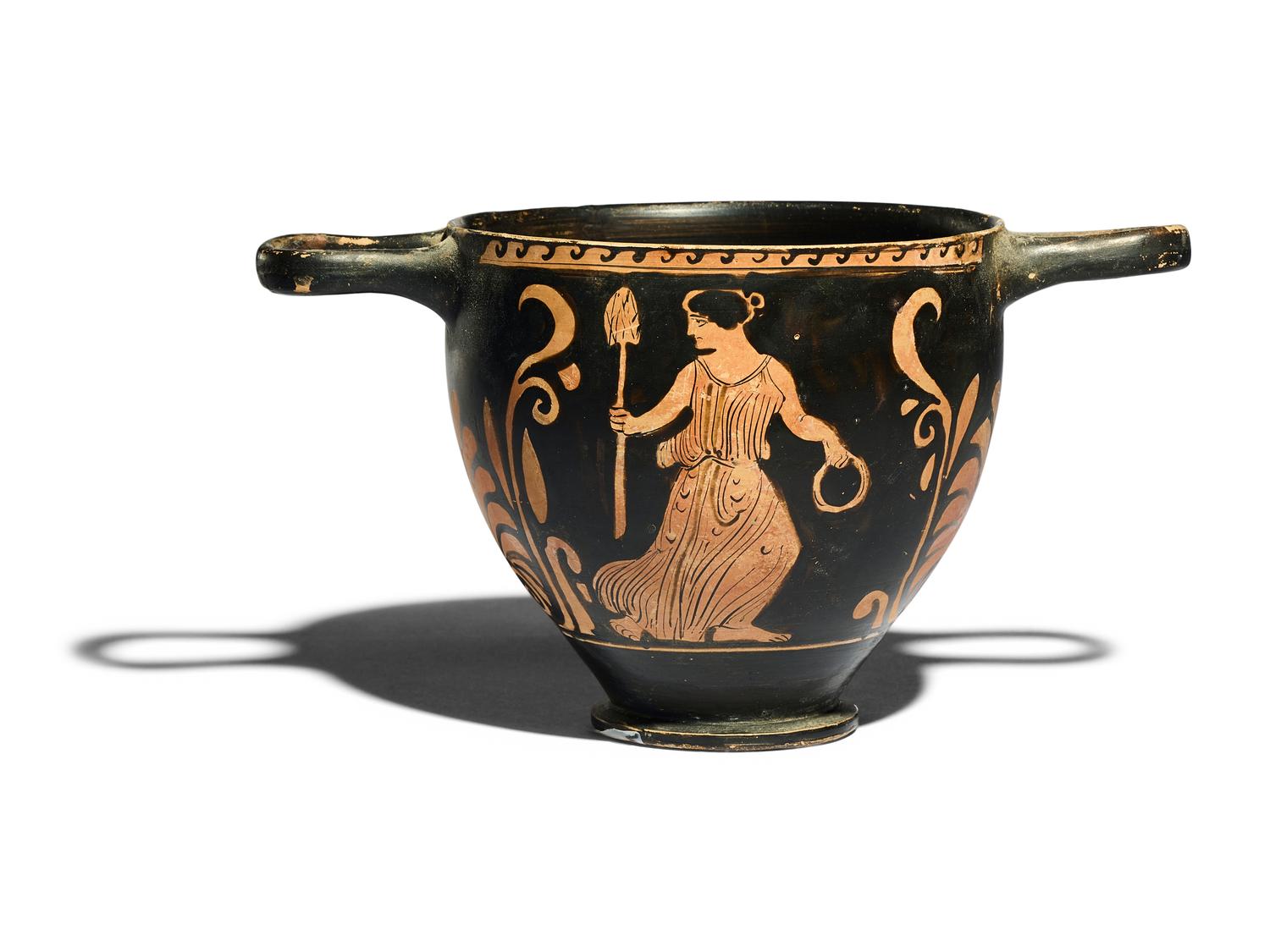 A Campanian Red-Figured Skyphos