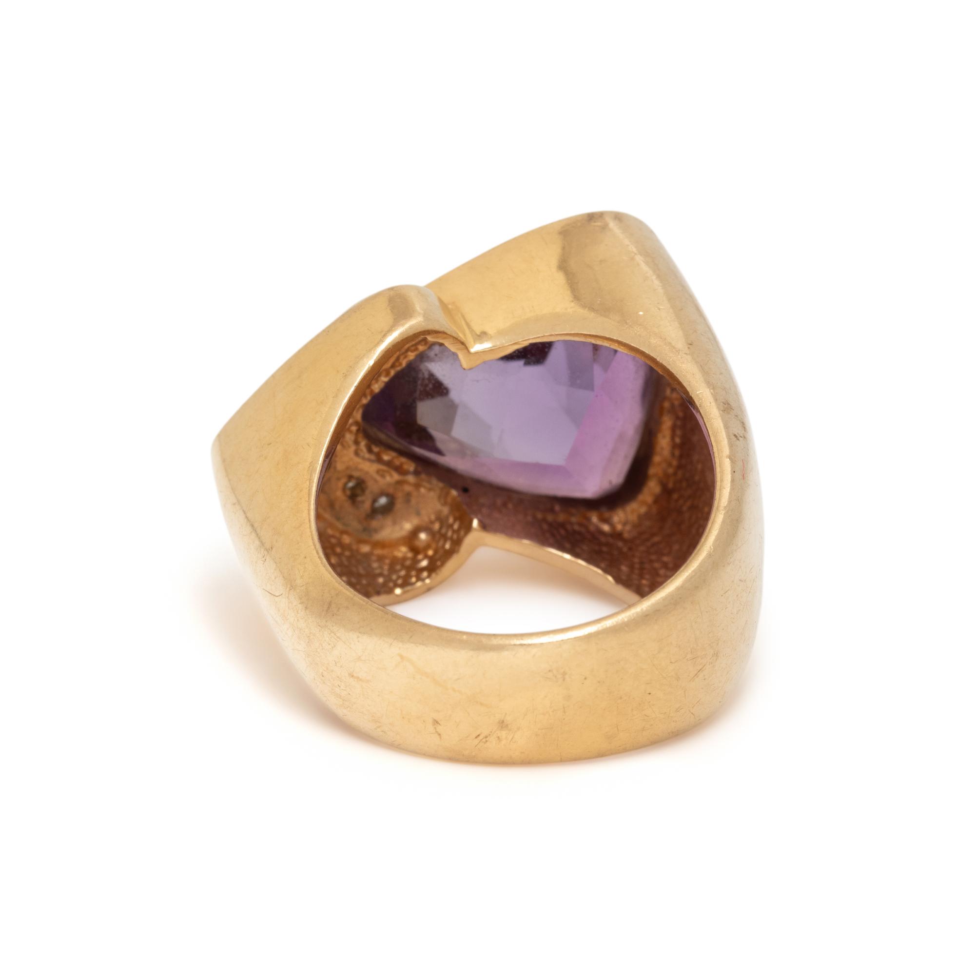 AMETHYST, DIAMOND, AND GOLD RING