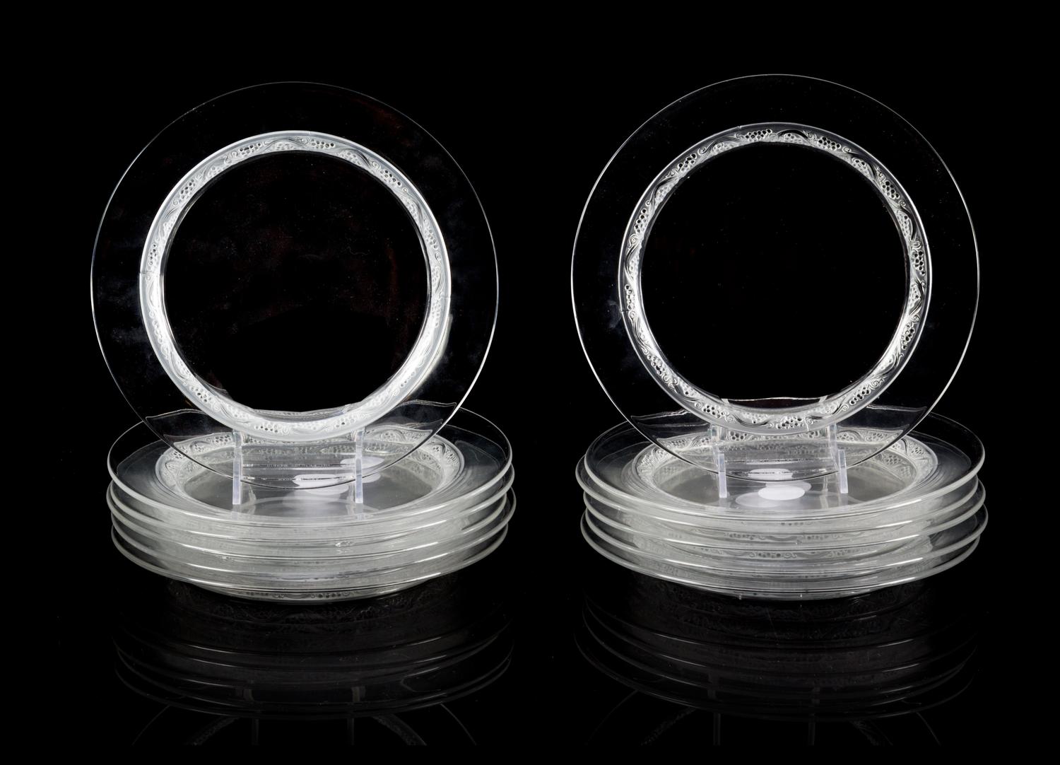 Lalique, a Phalsbourg pattern set of twelve dessert plates