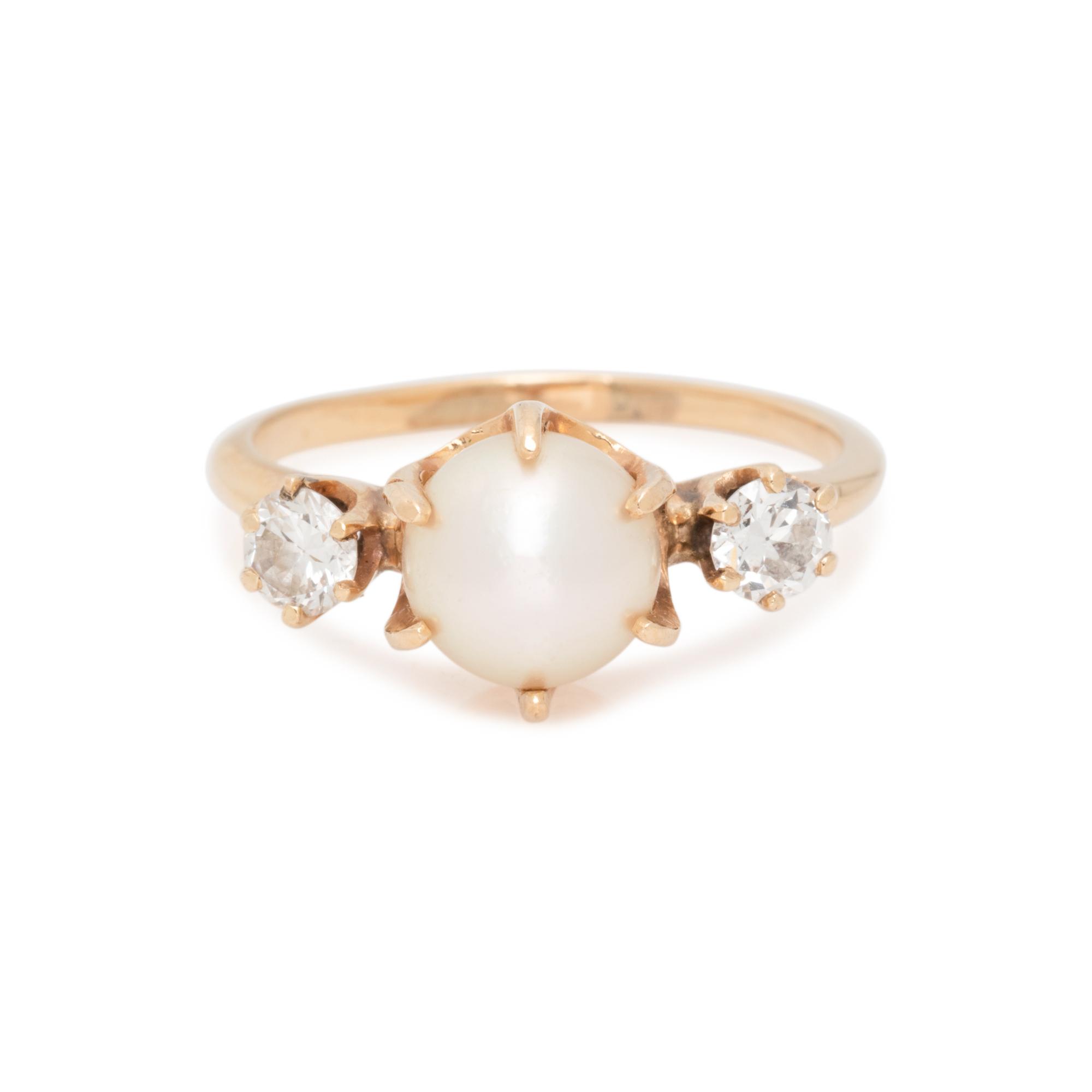 YELLOW GOLD, CULTURED PEARL AND DIAMOND RING