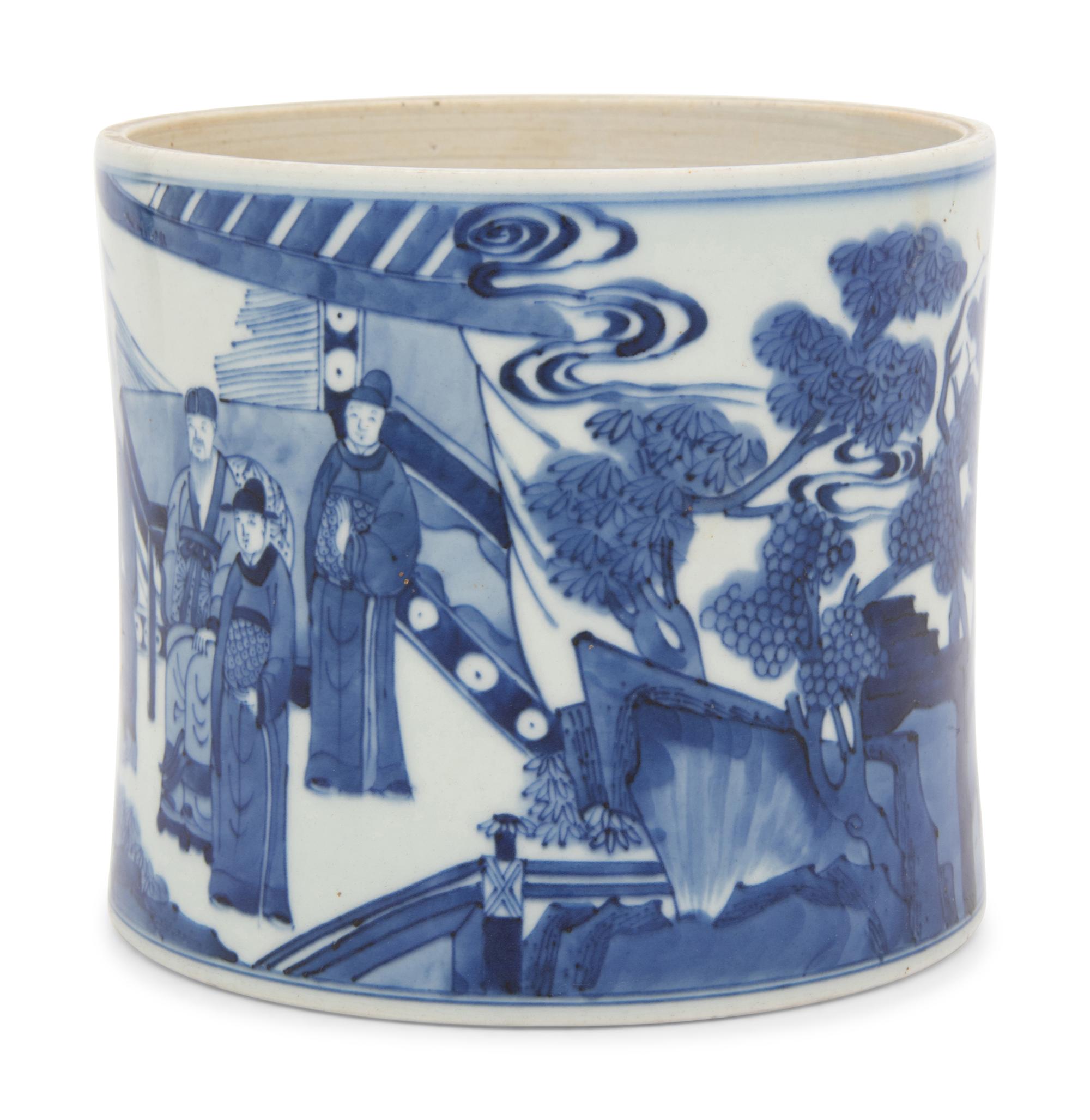 A Chinese Blue and White Porcelain Brushpot, Bitong