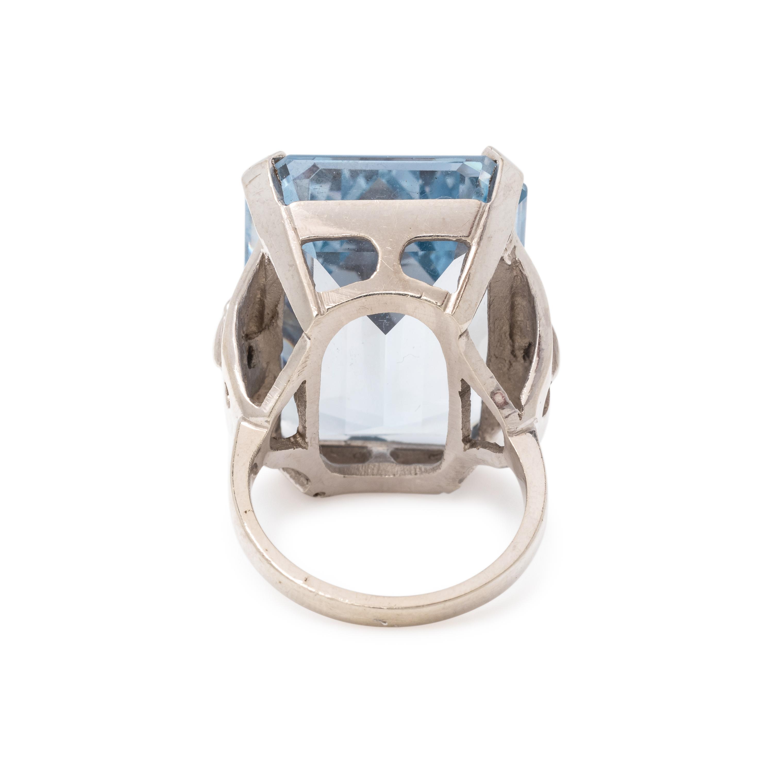 SYNTHETIC SPINEL RING