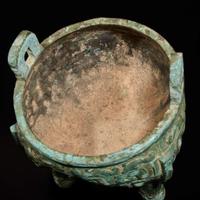A Chinese bronze ritual tripod vessel, Liding 青銅鬲鼎 Possibly Late Shang/Western Zhou dynasty ????????