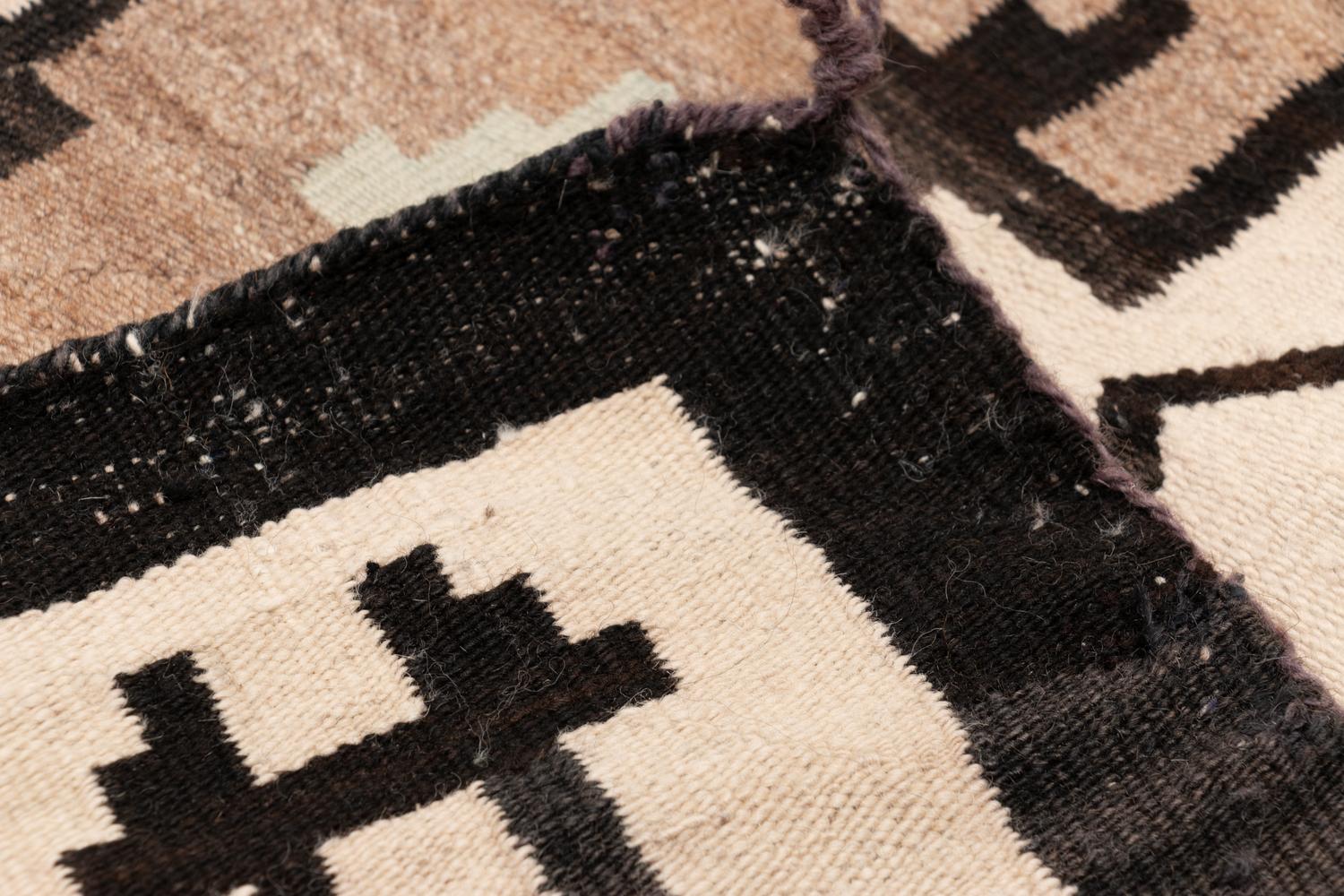 Navajo Eastern Reservation Weaving / Rug
