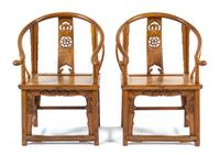 A Pair of Chinese Hardwood Horseshoeback Armchairs, Quanyi Height 41 x width 25 x depth 20 inches. — 18TH/19TH CENTURY