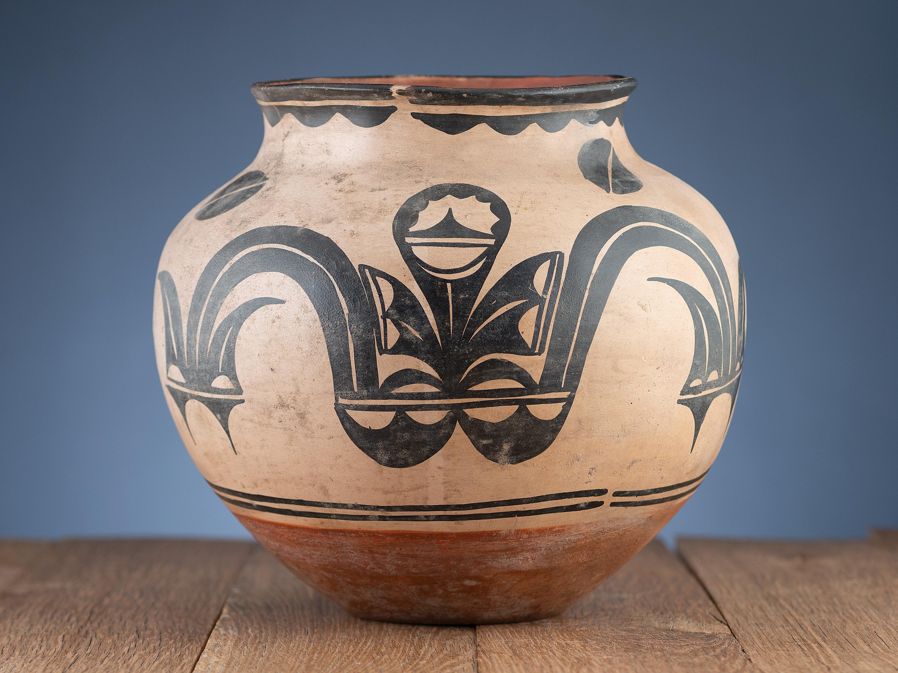 Kewa Pottery Jar