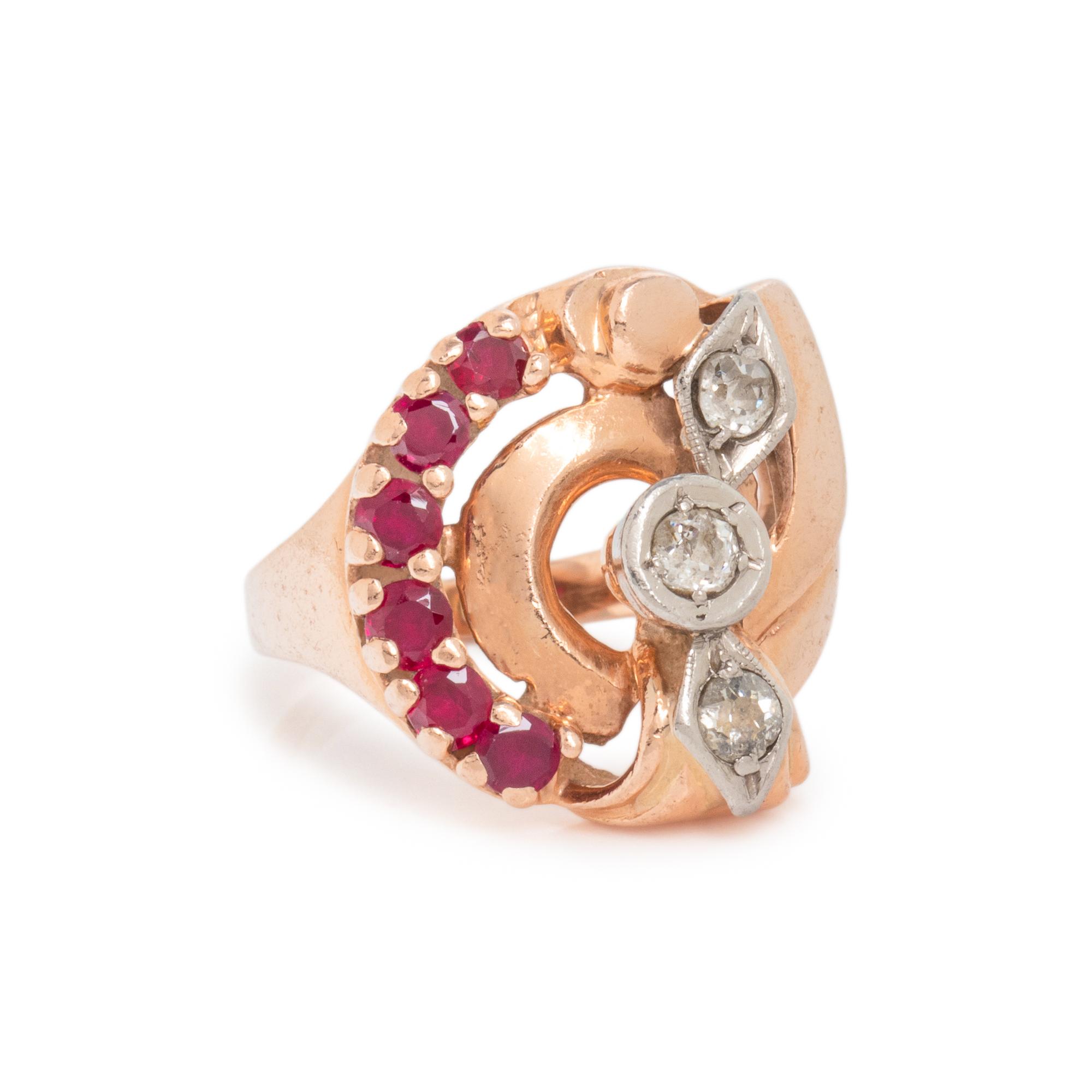 RETRO, BICOLOR GOLD, RUBY AND DIAMOND RING