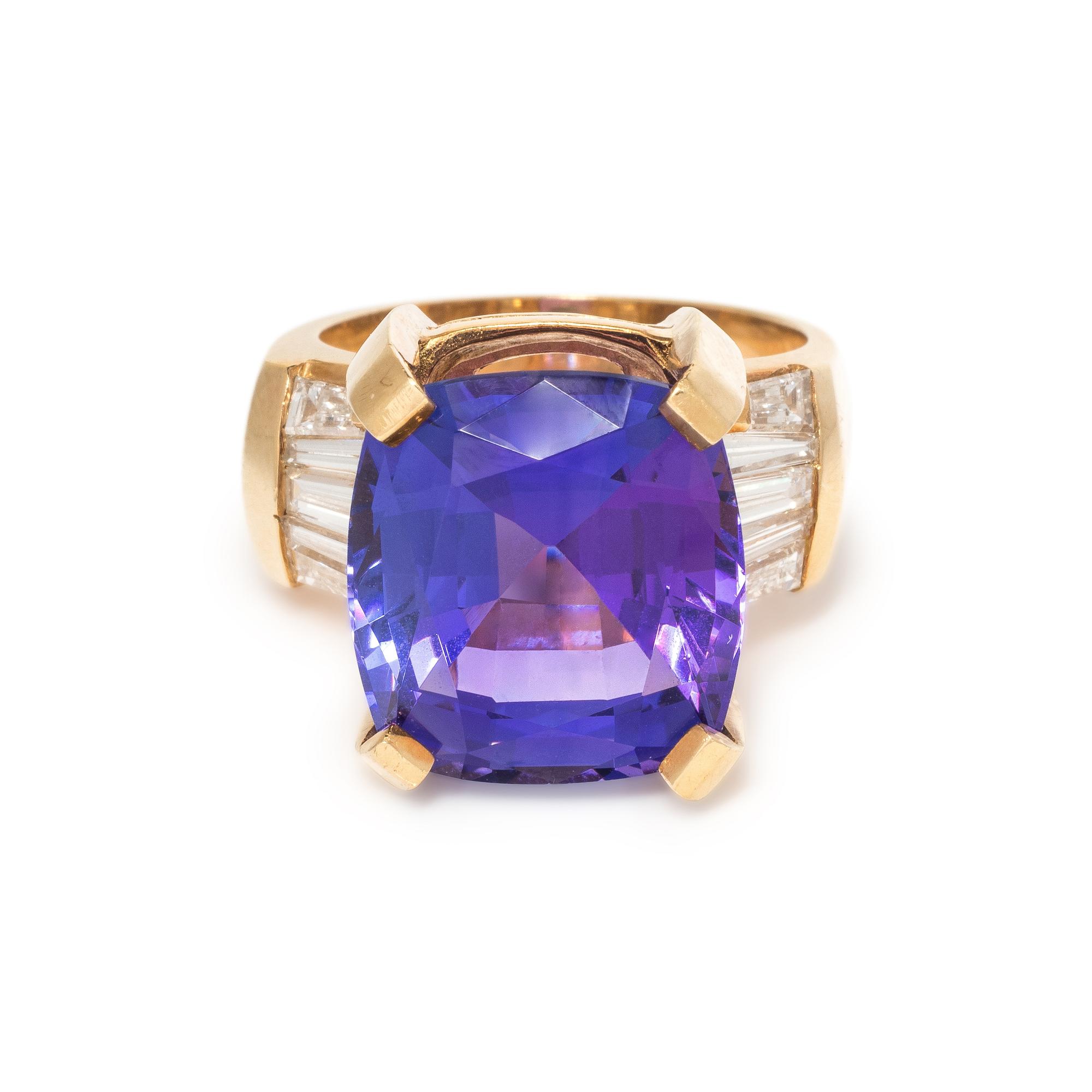 TANZANITE AND DIAMOND RING