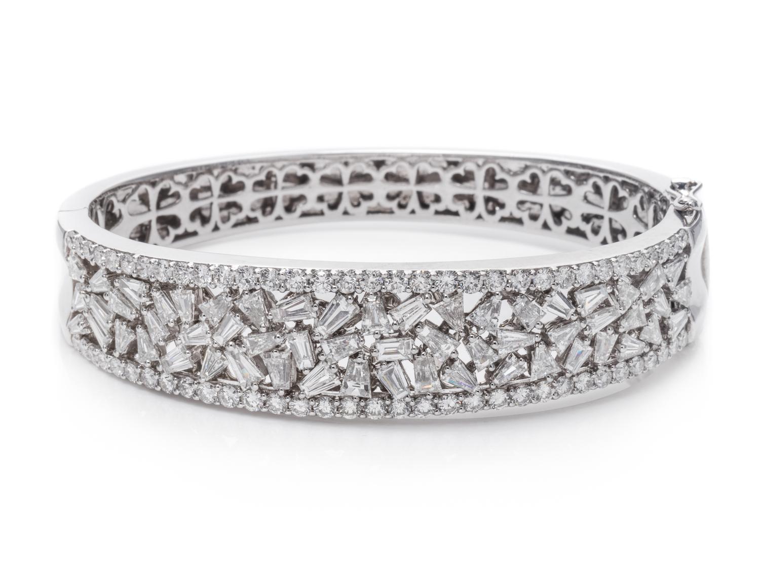 A White Gold and Diamond Bangle Bracelet,