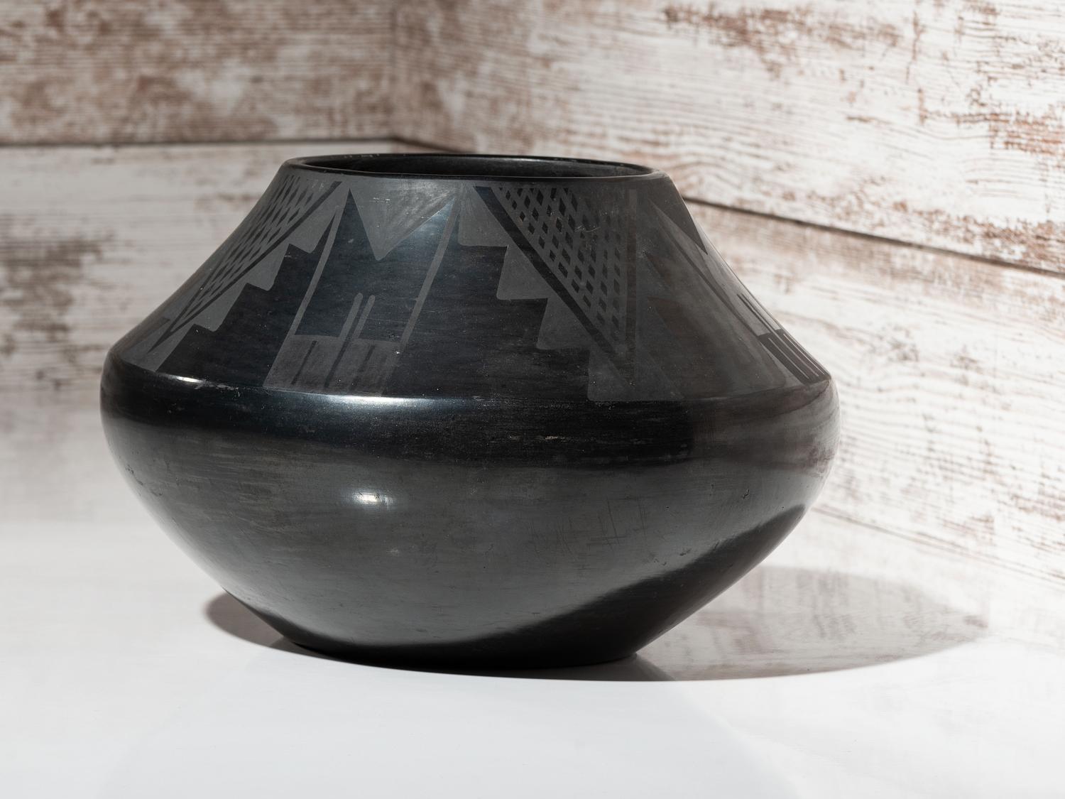 Blackware Pottery 1923-1925