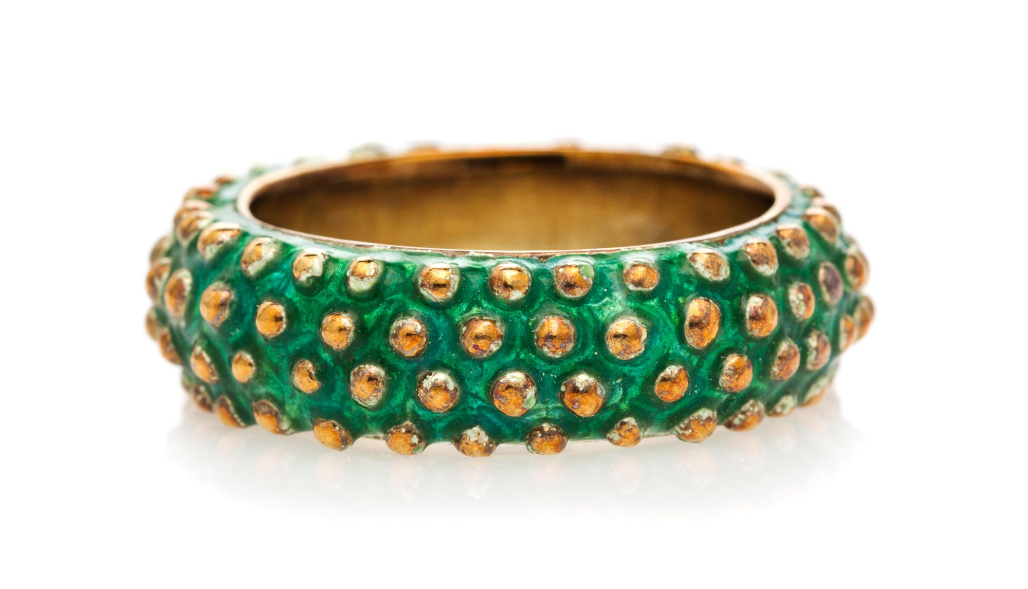 A 14 Karat Yellow Gold and Green Enamel Band, 8.50 dwts.