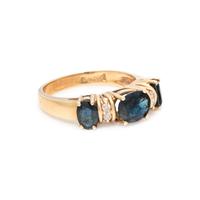 SAPPHIRE AND DIAMOND RING