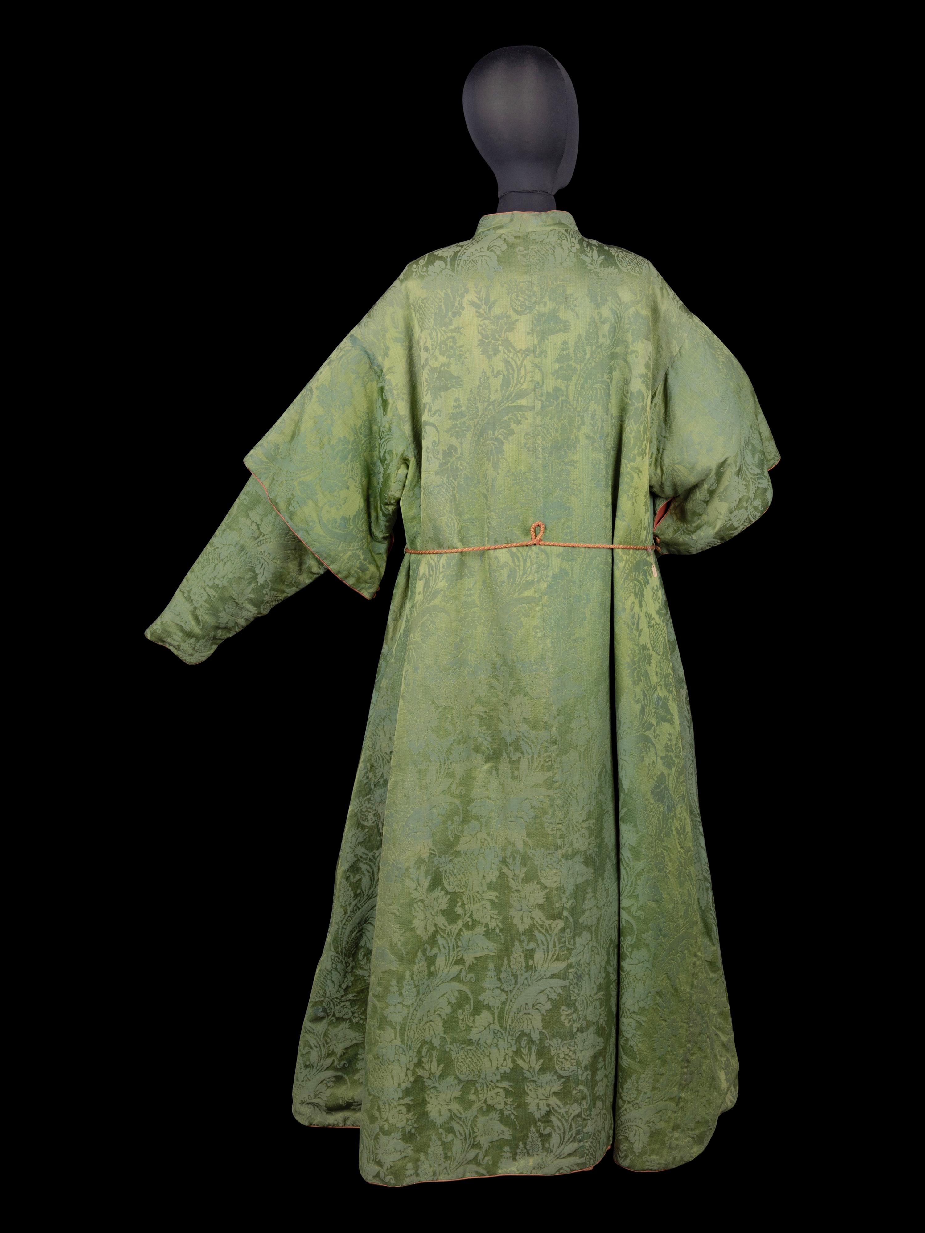 Victorian Quilted Dressing Gown, 1850-70s