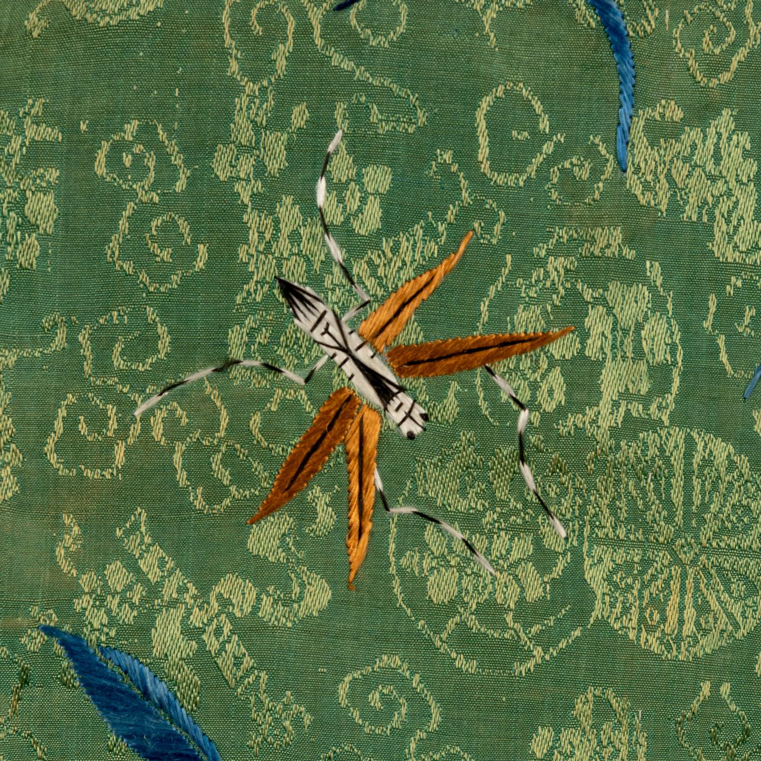A Chinese Apple Green Ground Embroidered 'Peonies and Insects' Silk Lady's Robe, Changyi, 19th Century 清晚期 蘋果綠地綉牡丹草蟲氅衣