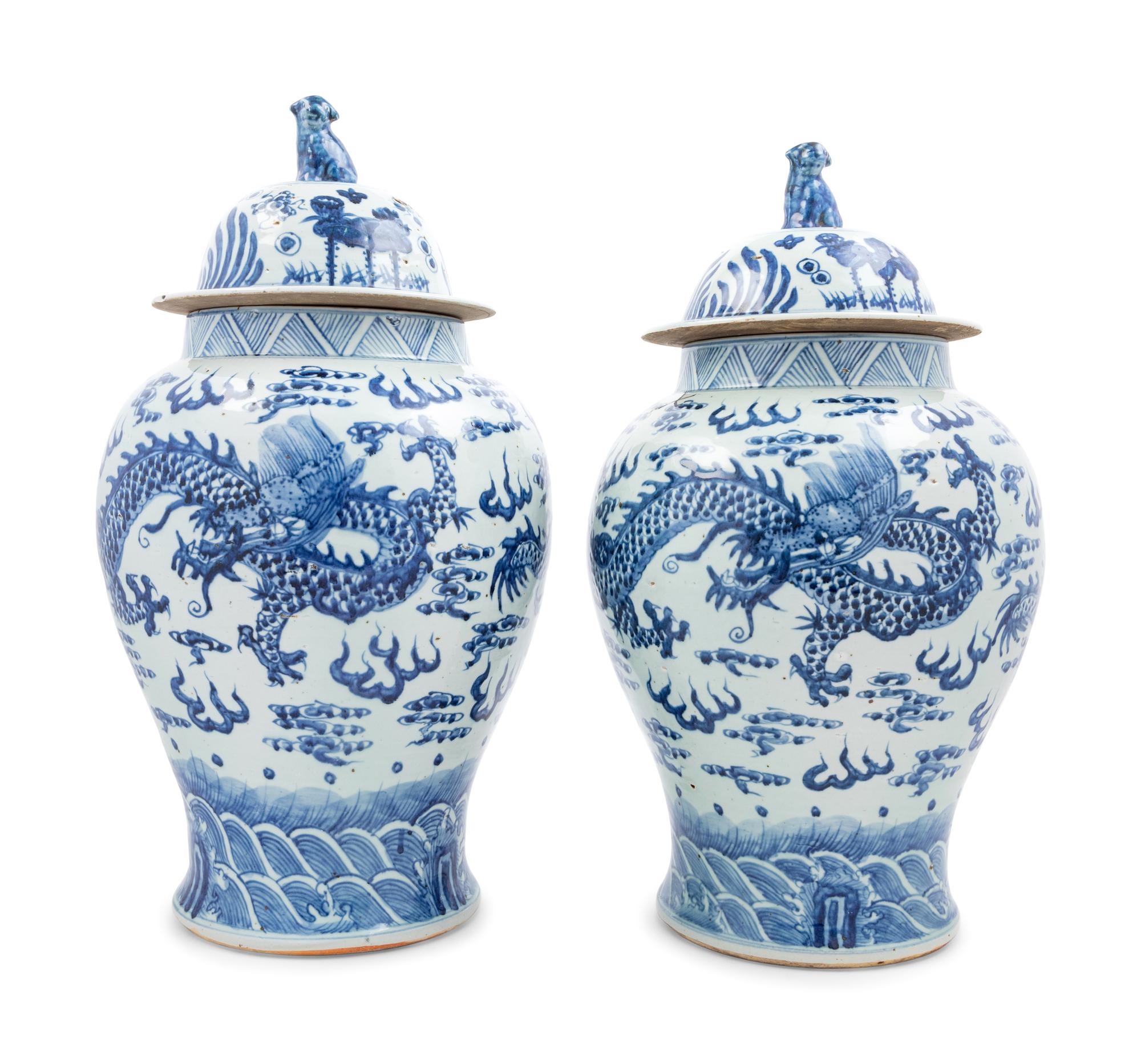A Pair of Chinese Export Porcelain Jars