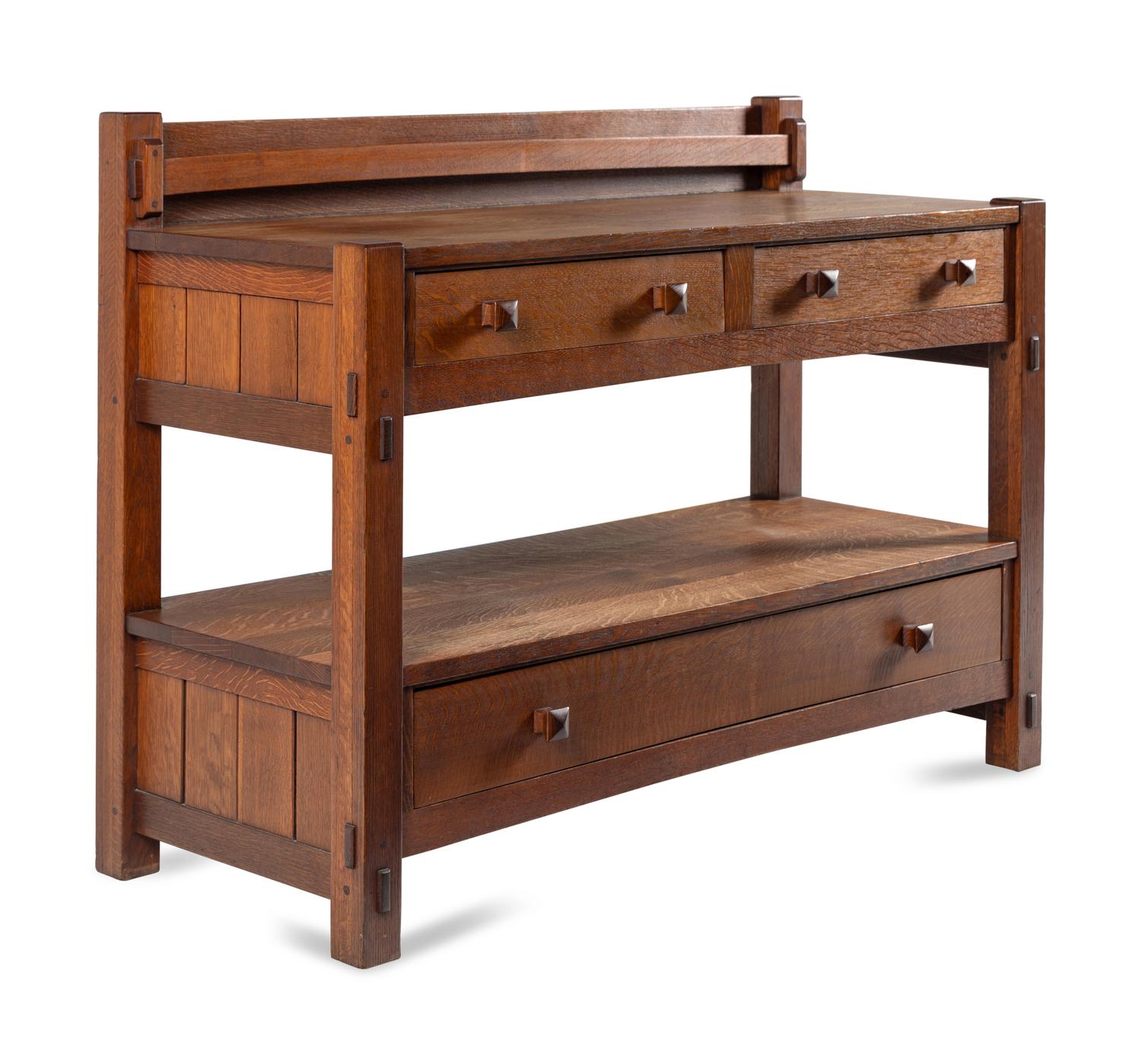Serving Table