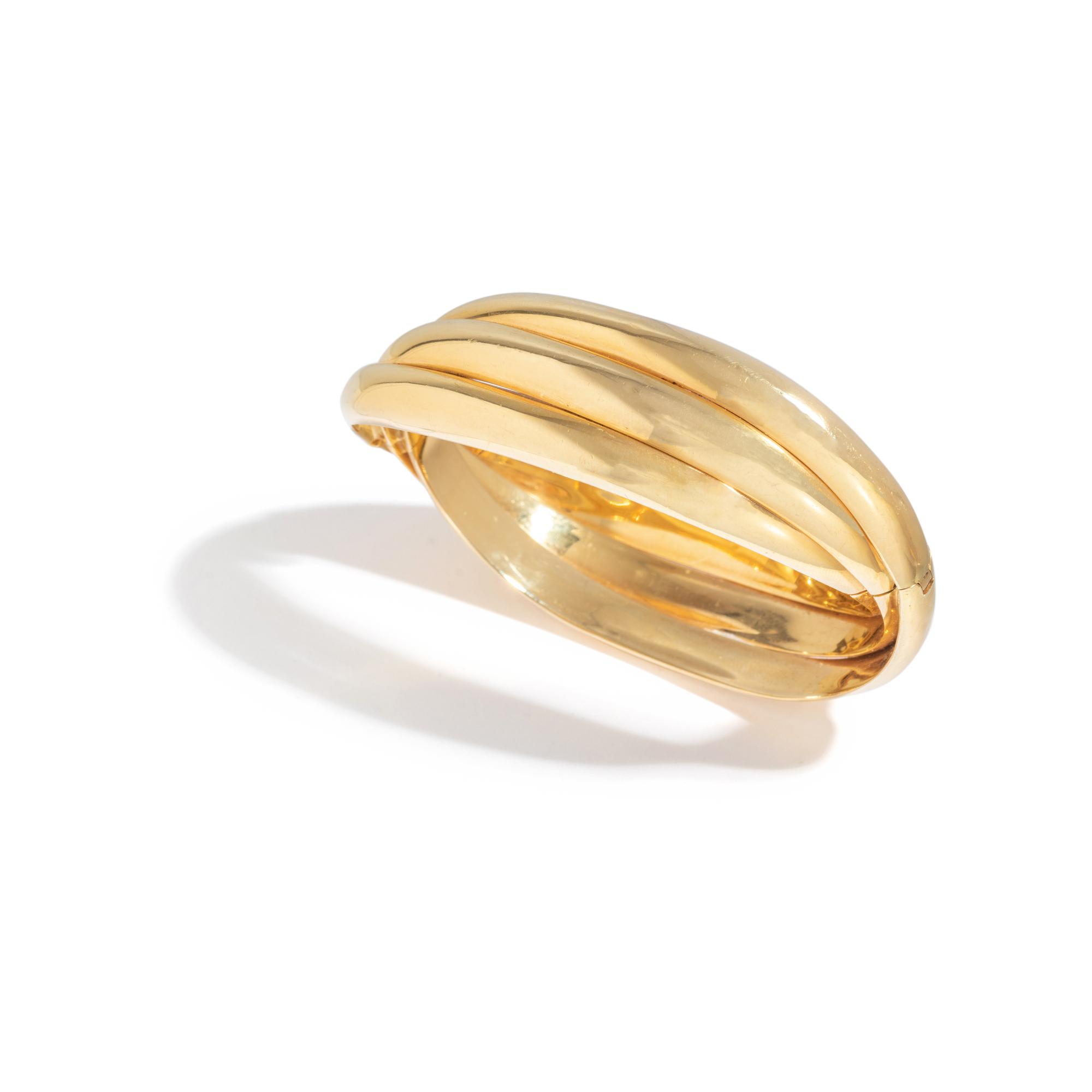 YELLOW GOLD BANGLE BRACELET