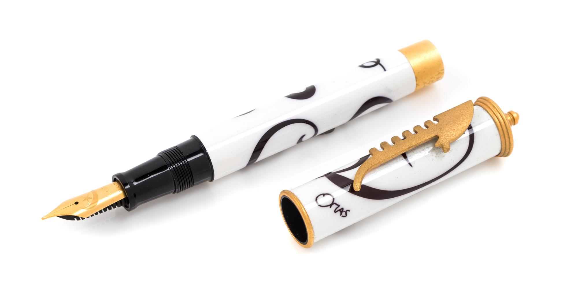 An Omas Emozioni di Carnevale Limited Edition Fountain Pen Set