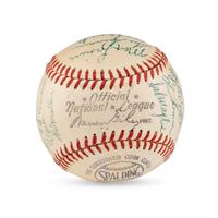 A 1952 New York Giants Team Signed Autograph Baseball