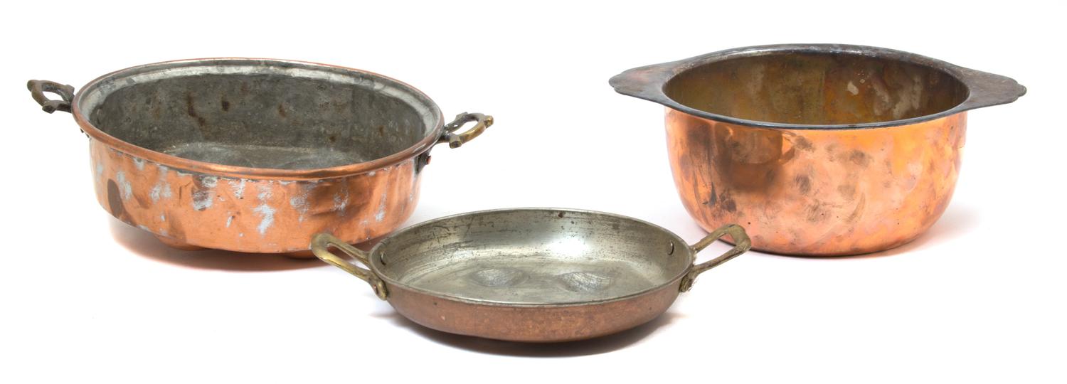 Three Vintage Copper and Brass Pieces Diameter of largest 10 1/4 inches. — 19TH CENTURY