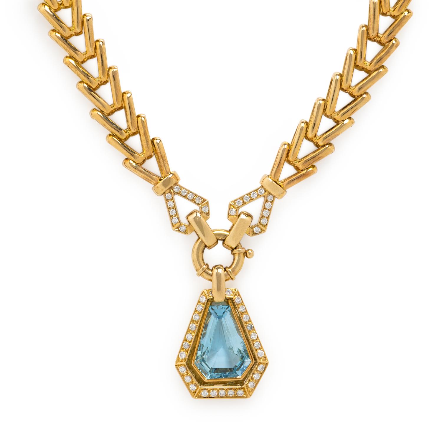 YELLOW GOLD, AQUAMARINE, AND DIAMOND NECKLACE
