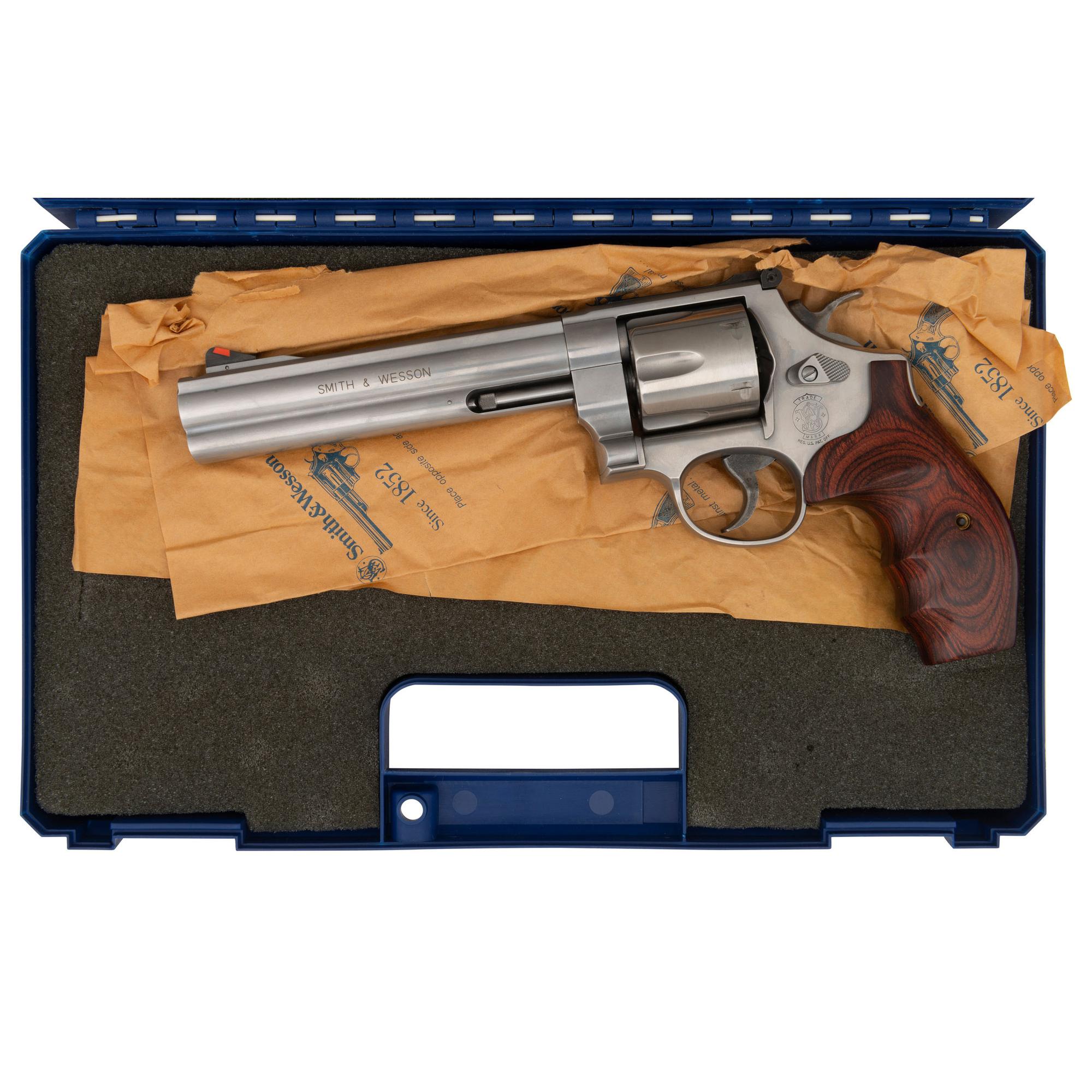 *Smith & Wesson Model 625-7 in Box with Accessories
