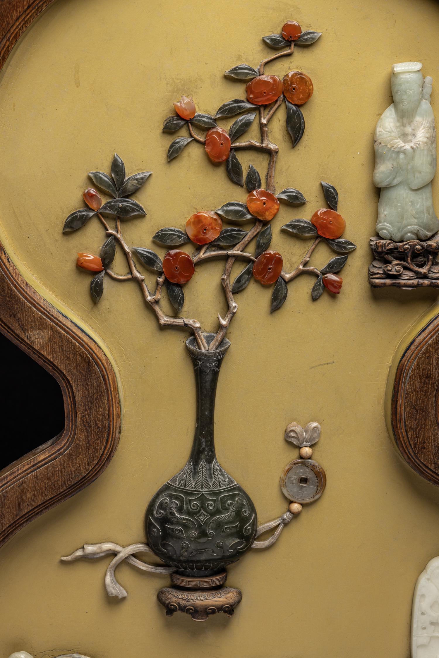A Pair of Chinese Jade and Hardstone Embellished Yellow Lacquered Wood Gourd-Form Panels 黃漆地嵌寳博古圖葫蘆形挂屏一對