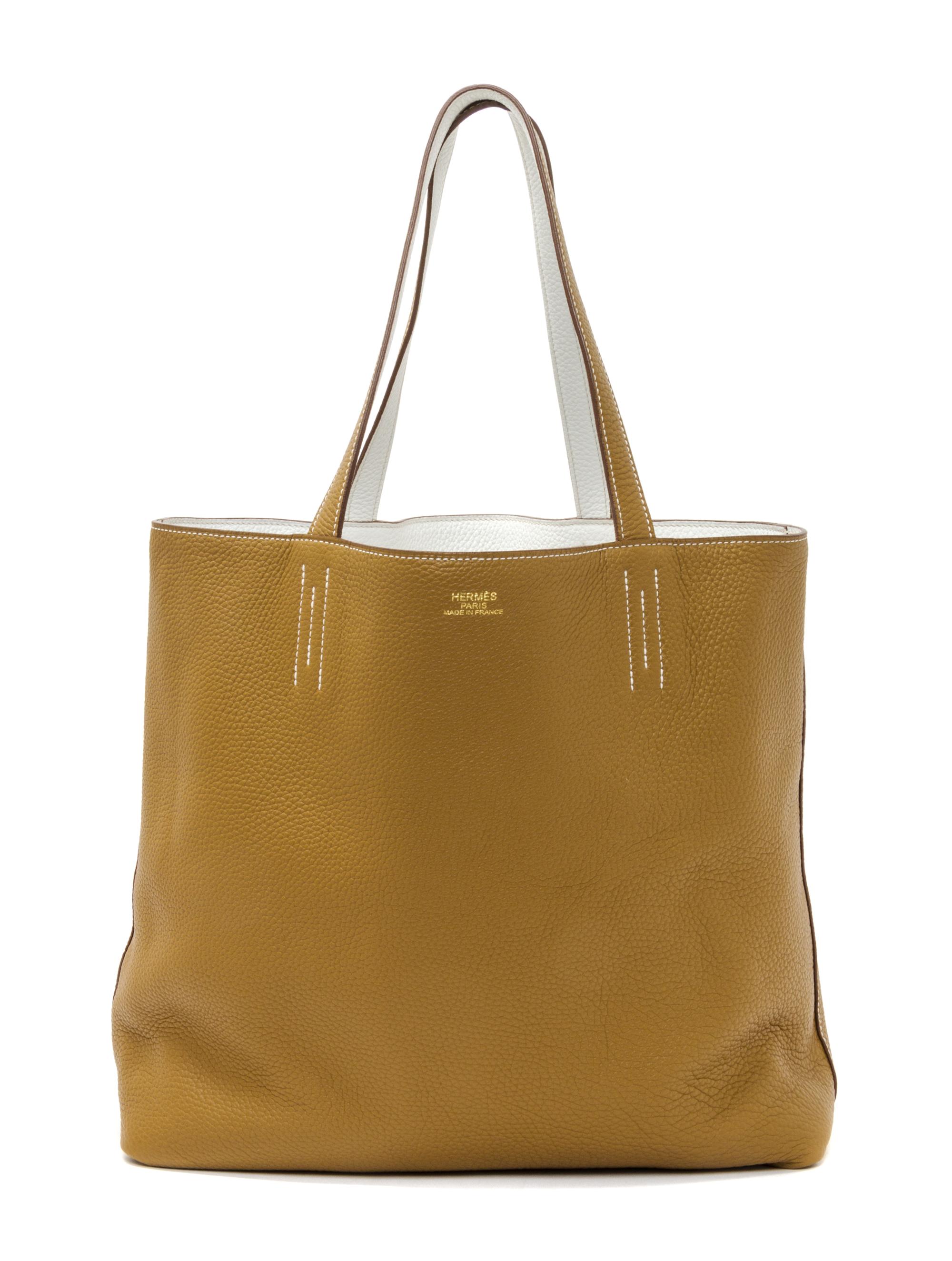 An Hermes Blanc/Chamois 45cm Taurillon Clemence Double Sens Tote, 17.5" x 15.5" x 5".