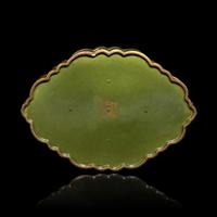A Chinese Gilt Decorated 'Tea Dust' Glazed Lobed Box and Cover, Qianlong Mark 乾隆款 茶葉末地描金團壽紋海棠式蓋盒