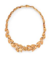 SPRITZER & FUHRMANN, YELLOW GOLD AND DIAMOND NECKLACE