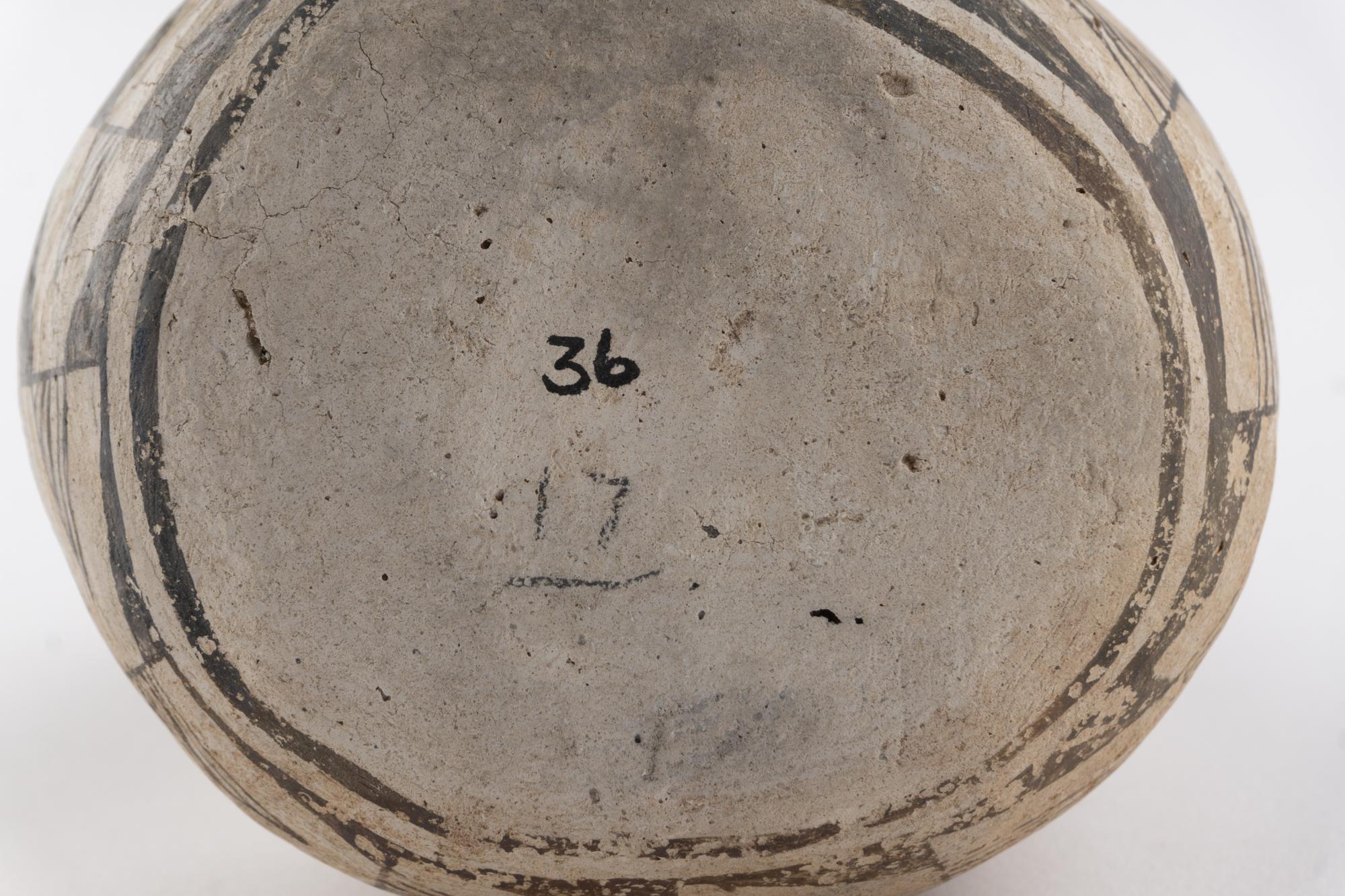 Koshari Pottery Jar