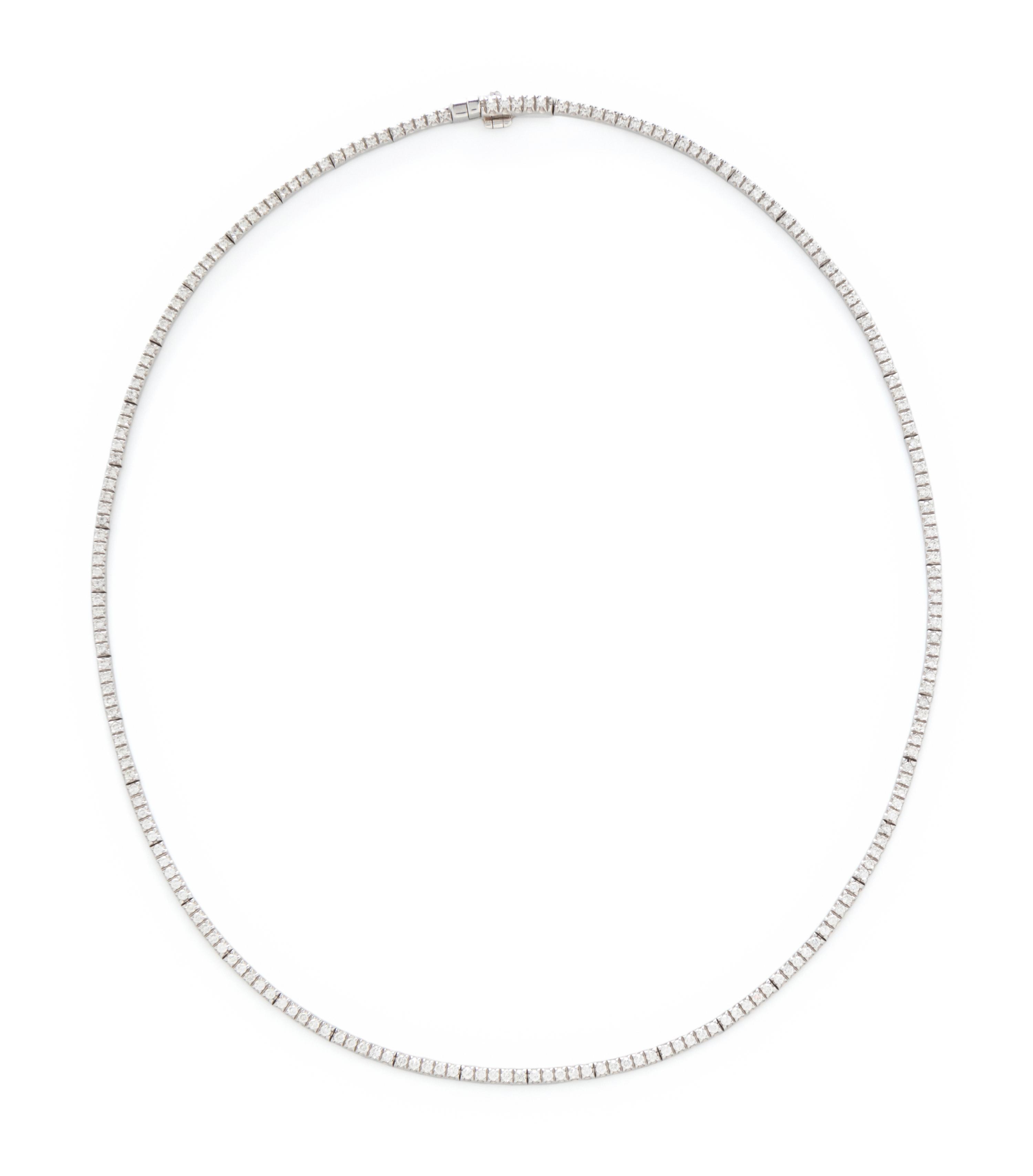 WHITE GOLD AND DIAMOND NECKLACE