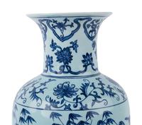 A Pair of Chinese Export Porcelain Vases