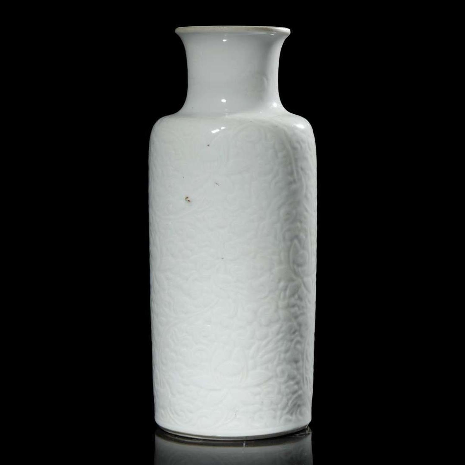 A Chinese carved white porcelain sleeve vase 白瓷刻劃花燈籠瓶 Kangxi period ? ??