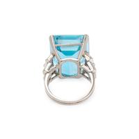 AQUAMARINE AND DIAMOND RING