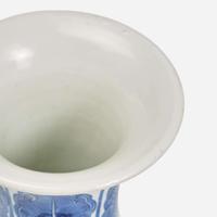 A Chinese blue and white porcelain Gu-form vase 青花瓷花觚 Kangxi period ? ??