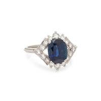 SAPPHIRE AND DIAMOND RING