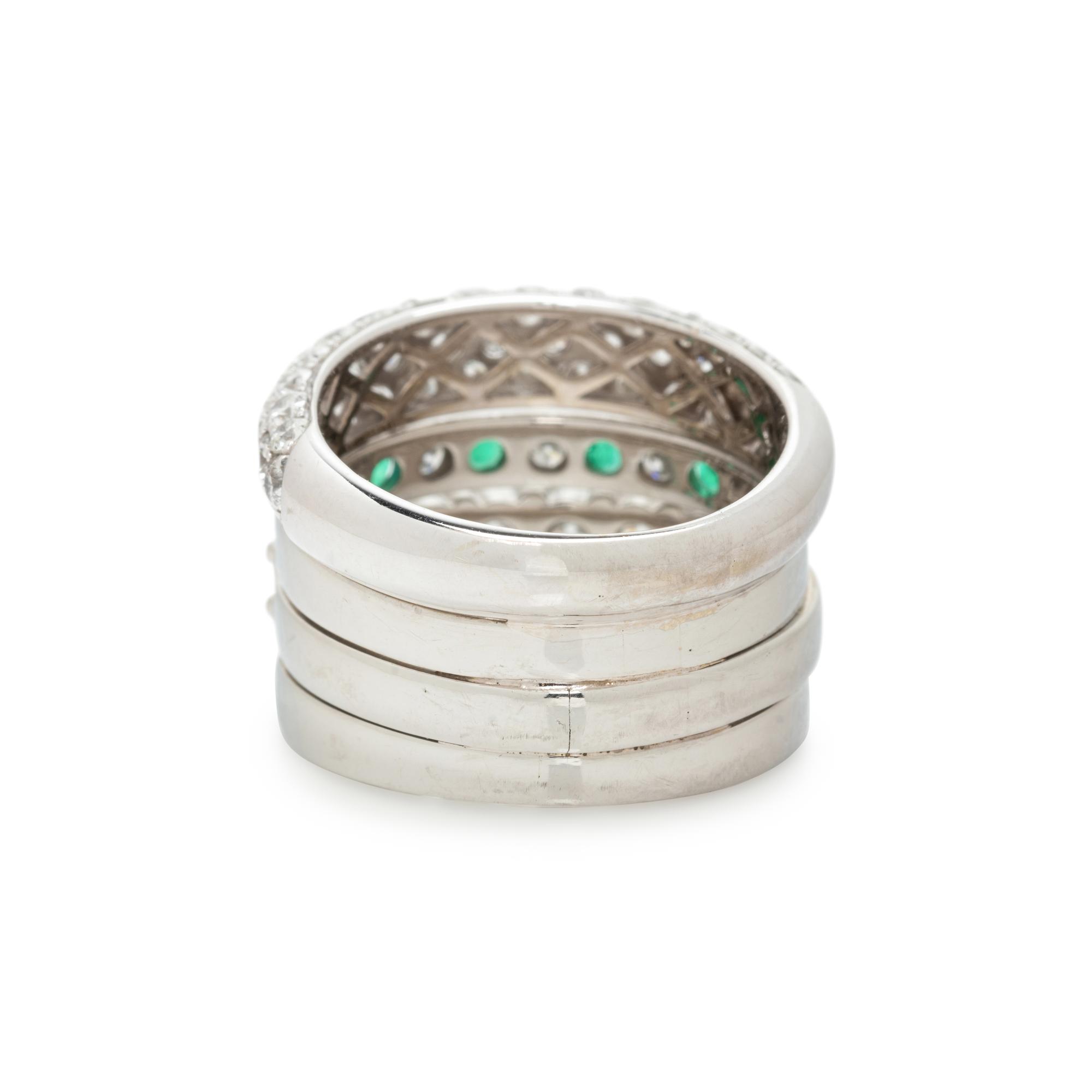DIAMOND AND EMERALD RING
