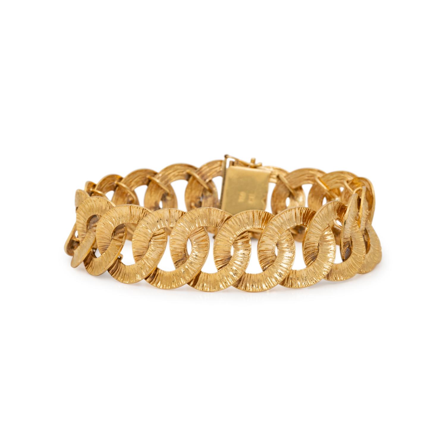 BUCHERER, YELLOW GOLD BRACELET