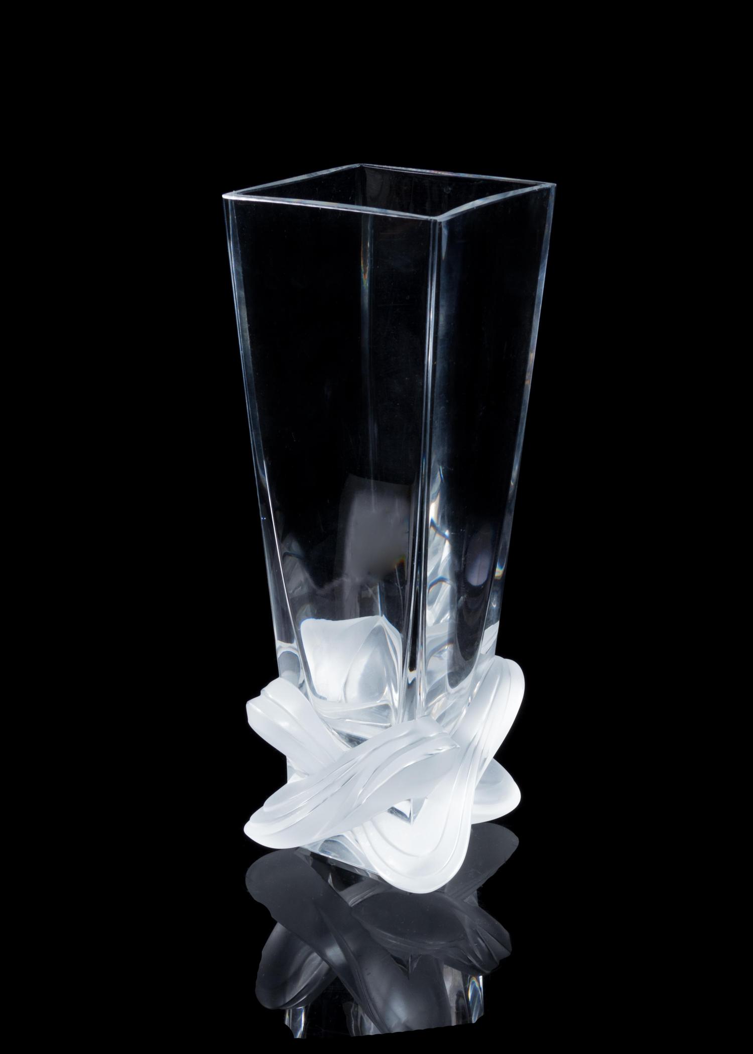 Lucca Vase